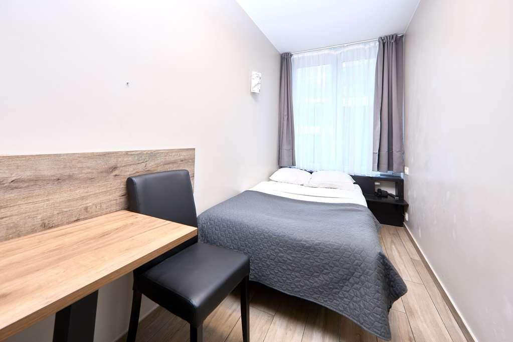 Hotel City Center Saint-Josse-ten-Noode Номер фото